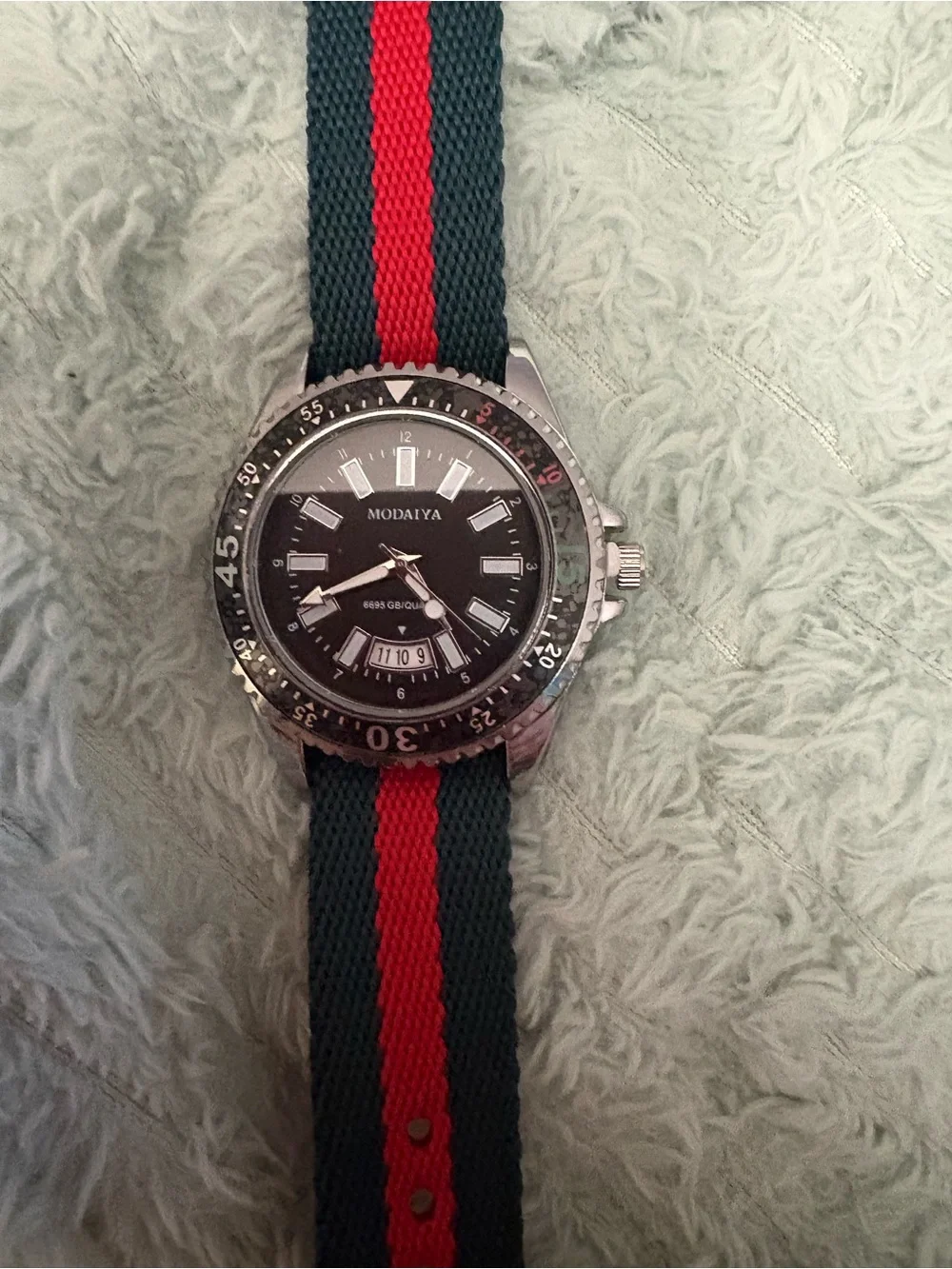 NEW- gorgeous classic Gucci colored adjustable band watch